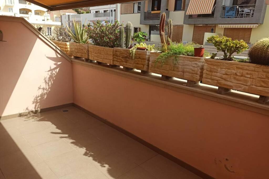 Spacious Apartment Just Few Steps Of The Ocean In La Caleta Costa Adeje (Tenerife) Exterior photo