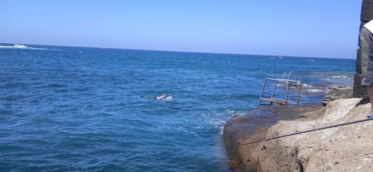 Spacious Apartment Just Few Steps Of The Ocean In La Caleta Costa Adeje (Tenerife) Exterior photo